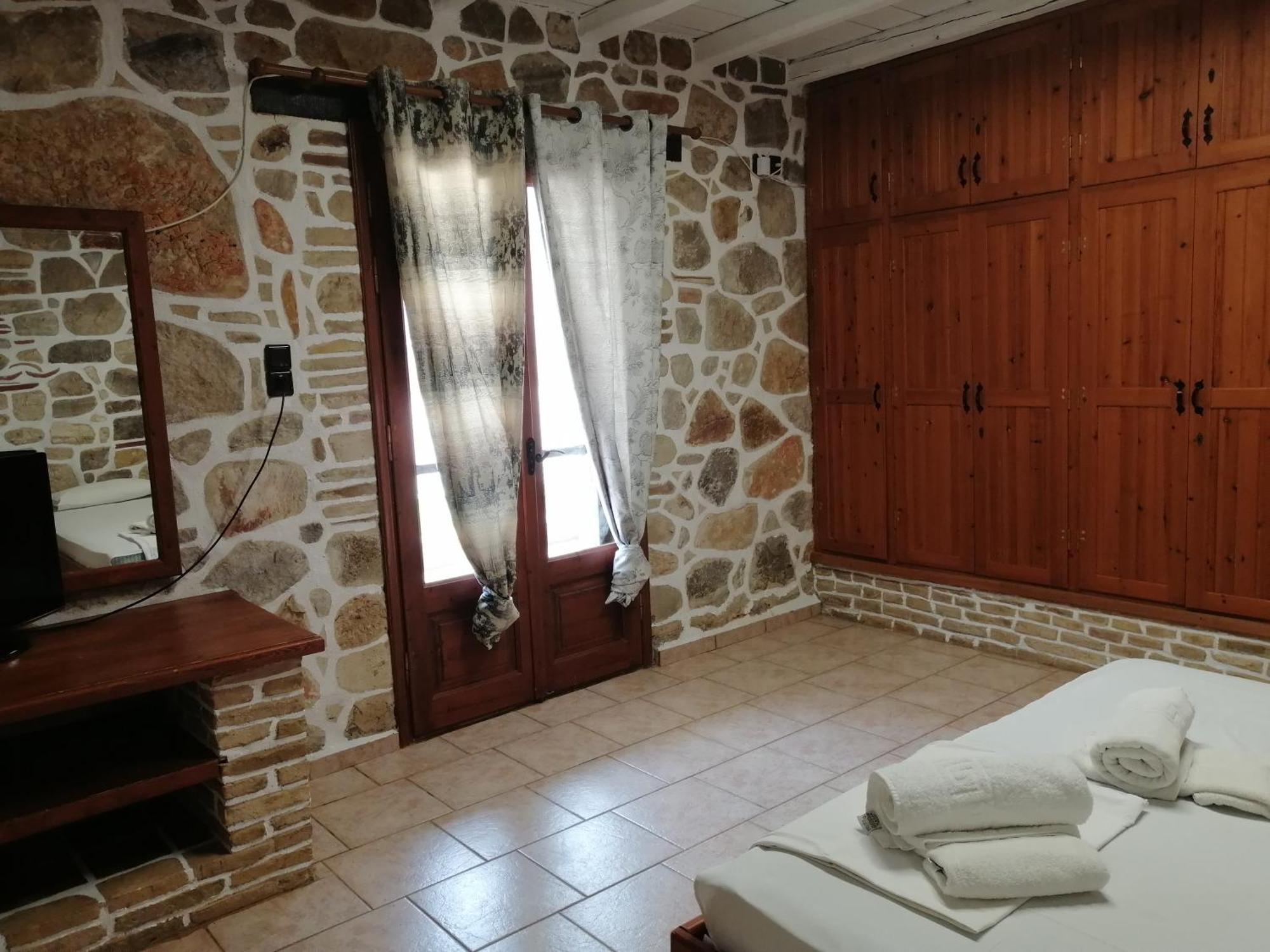 Athina Ecofarm